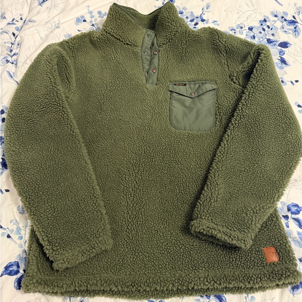 Wrangler x Buffalo Trace Limited Edition Green Sherpa Pullover Men’s Small